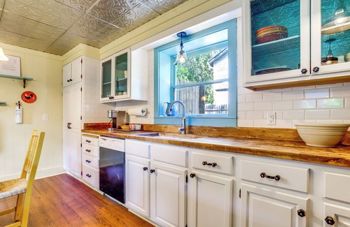 Trappe House | Charming Victorian Farmhouse on Historic Main St