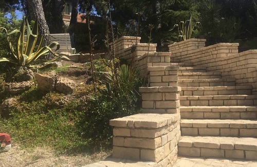Les Lecques Villa | Charming villa with quiet garden 100m from the sea and Les Lecques beach!
