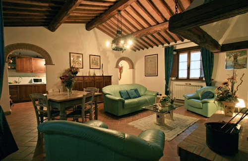San Macario In Monte Villa | Charming Villa in Tuscany private pool & extensive garden, amazing views