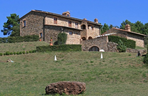 San Macario In Monte Villa | Charming Villa in Tuscany private pool & extensive garden, amazing views