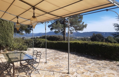 Aubagne House | Charming Villa - With a pool and stunning view