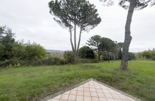 Poggio Villa | Charming villa with lake view