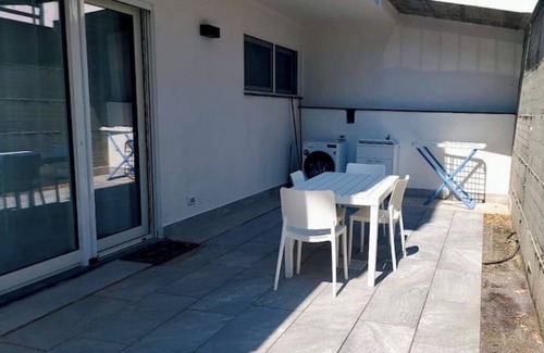 Sant'Alessio Siculo Apartment | Charming Waterfront Apartment near Toarmina in pleasant Sant'Alessio Siculo