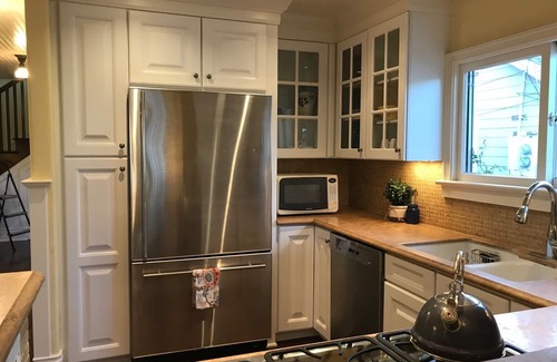 Santa Barbara House | Charming, Walk Everywhere, 2-Car Garage, AC