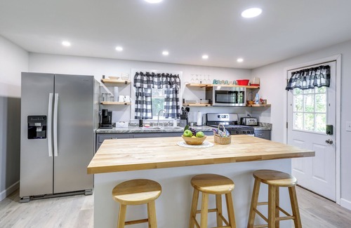 Watkins Glen Cottage | Charming Watkins Glen Home w/Yard!