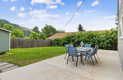 White Salmon House | Charming White Salmon Family Home