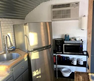 Yucca Valley House | Charming Yucca Valley Cabin Rental for Getaways in California