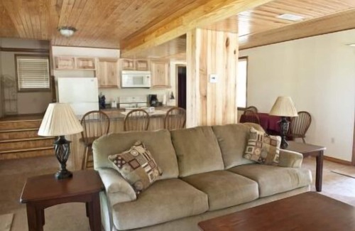 Goodson Cabin | Charmingly Country, Quiet, with POOL, yet 30 Minutes from Lake Area