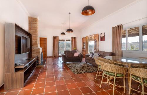 Paruru Villa | Charmosa Casa de Campo Em Condominio Fechado, Ibiuna