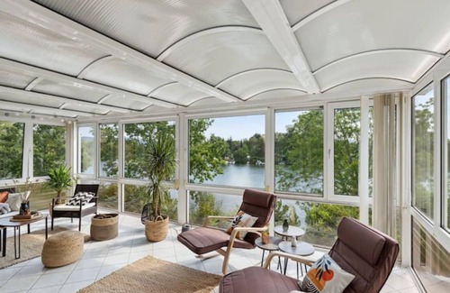 Hamelin Apartment | Charysma: Winter garden | massage armchair | electric fireplace | parking spaces