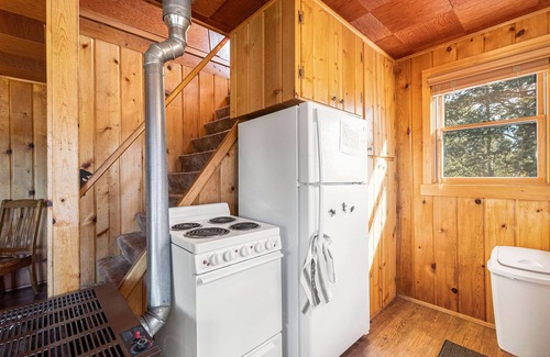 Estes Park Cabin | Chasm Cabin – Beautiful Setting by Lumpy Ridge Mountains – 20-NCD0048