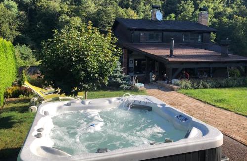 Samopse Cabin | CHATA Privlaky