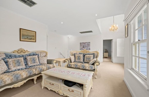 Aldinga House | Chateau in the Vines by Wine Coast Holiday Rentals