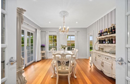 Aldinga House | Chateau in the Vines by Wine Coast Holiday Rentals