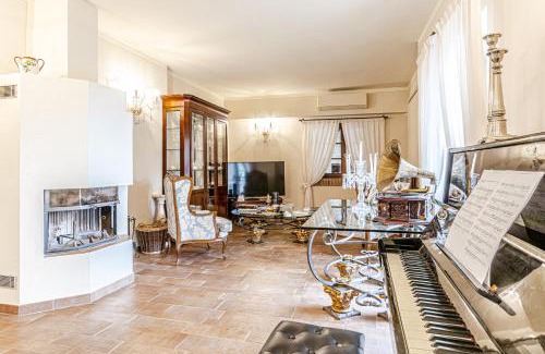 Montecatini Val di Cecina Villa | Chateau La Siroque