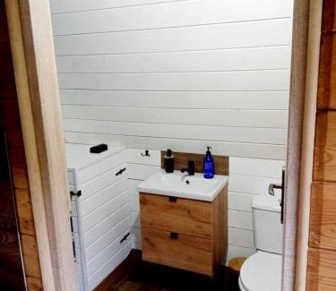 Jarnołtowek Ski Chalet | Chatka pod lasem