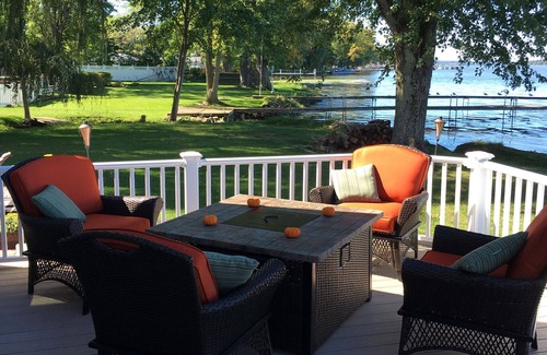 Lakewood House | Chautauqua Lakefront Home! REMODELED! 5 bdrm 3 full bath 4 night min Oct-May