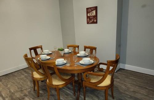 Cheadle House | Cheadle village