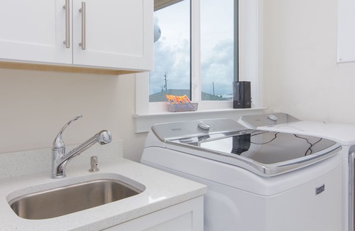 Navarre Beach House | Check out DISCOUNTS! Navarre Beach! Sleeps 22! HEATED POOL, elevator, golf cart!