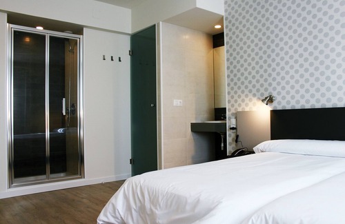 Granada Hotel | Checkin Urban Nevada