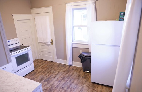 Trenton House | Cheerful 2 Bedroom Home In Trenton City