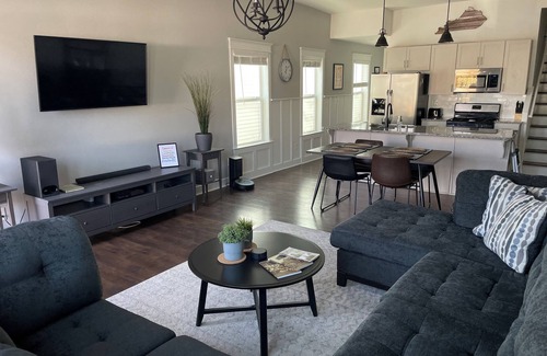 Clifton House | Cheerful 3 bedroom home in the heart of Clifton