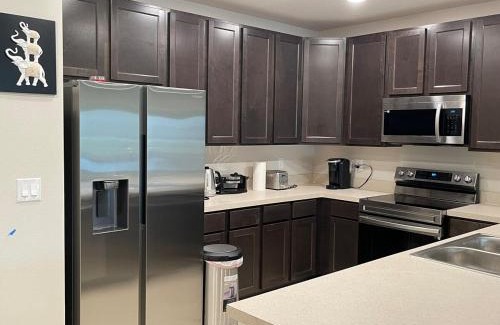 Kissimmee Apartment | Cheerful 3-bedroom townhouse