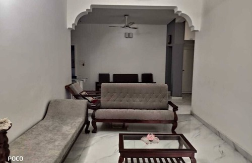 Thrippunithura House | Cheerful 4 Bedroom Villa with Ensuite and Parking