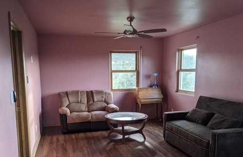 Trampas House | Cheerful Apt