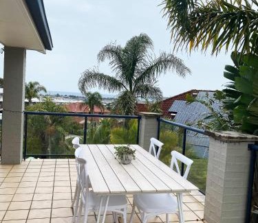 Shell Cove House | Cheerful/family friendly home with water views