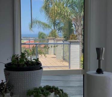 Shell Cove House | Cheerful/family friendly home with water views