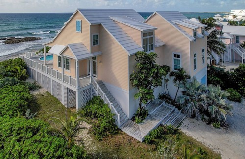 Hope Town Villa | Cheers - Your Perfect Beachfront Escape with Private Dock Slip Pool Ocean
