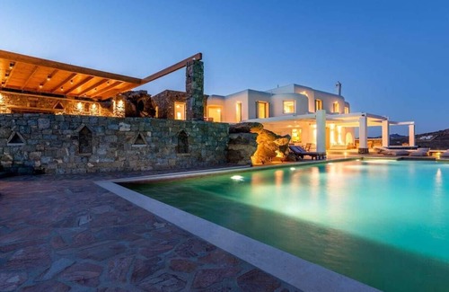 Ano Mera Villa | Chef included by Fantasia Villas: Elia Villas 35 bedrooms