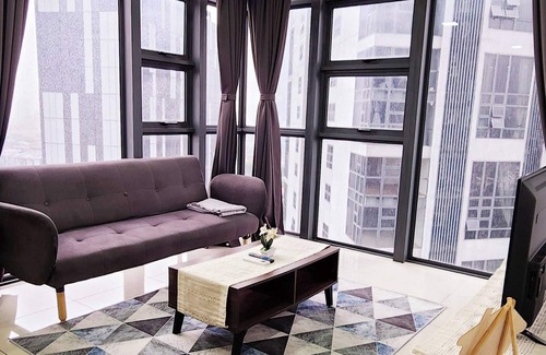 Taman Mutiara Apartment | Cheras Minimalist Duplex Retreat for 8 Guests