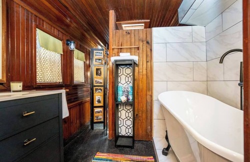 Gilmer Other | Cherokee Trace Train Car Glamping *with HOT TUB*