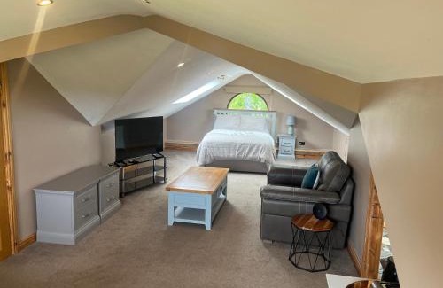 Marton-in-Cleveland House | Cherry Blossom lodge deluxe loft
