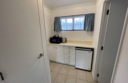 Woodhill Hotel | Cherry Court Motor Lodge