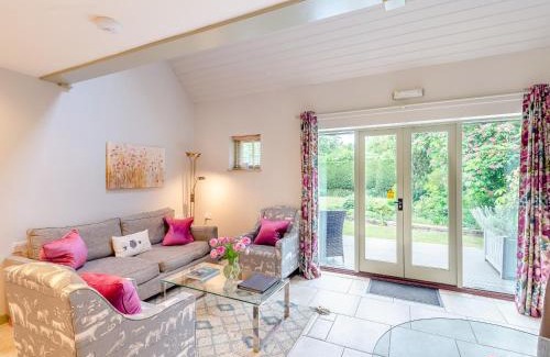 Faversham House | Cherry Tree Cottage