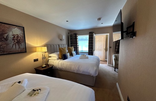 Hoole House | Chester Court Hotel
