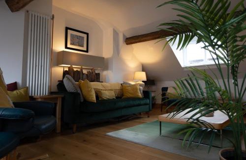 Chester House | Chester Townhouse inside Roman Walls