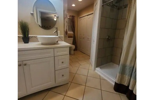 Mountain City House | Chestnut Retreat in Mtn City/2 Bdrm, 2 BA, Hot Tub, Game Room, Fire Pit