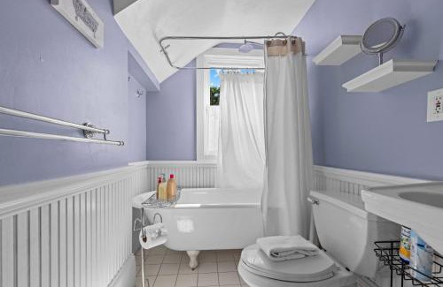 Gainesville Bed & Breakfast | Chestnut Suite