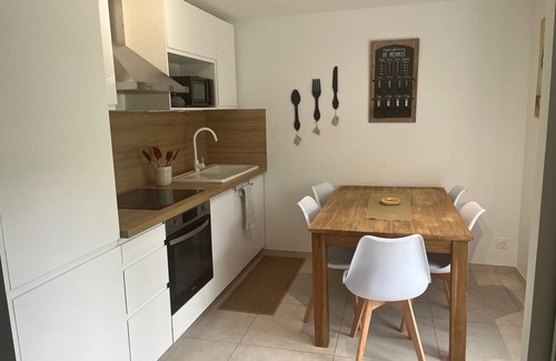 Marvejols Apartment | Chez Coco - comfortable apartment - green spaces - direct access to the river