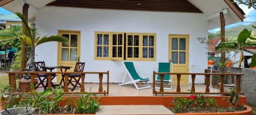 Praslin Island Bed & Breakfast | Chez Lester