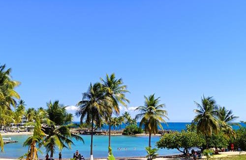 Bas du Fort Apartment | Chez Marguerite by MAGCAR