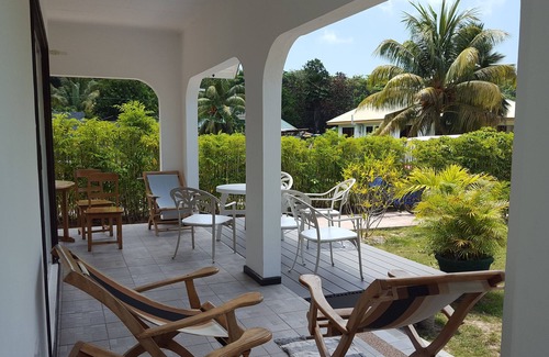 La Passe Villa | CHEZ MARVA (Villa Corossol) 3 to 12 persons