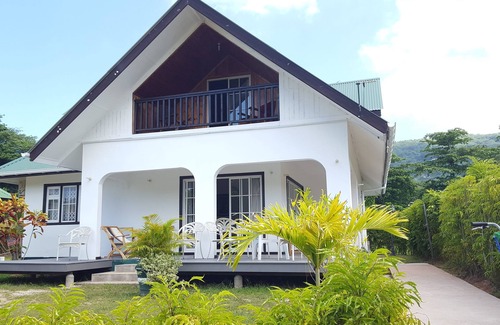 La Passe Villa | CHEZ MARVA (Villa Corossol) 3 to 12 persons