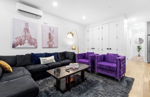 Bushwick Apartment | Chic 3-Bedroom Retreat in Trendy Bushwick, Brooklyn–Stylish Stay with Game Room!