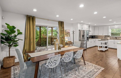 Downtown House | Chic 3BR Retreat w/Pergola & Fire Pit, Walkable!