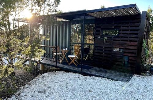 Kempner House | Chic and Elegant Tiny House with Fire Pit Lovely for Couples Getaways in Kempner, Texas